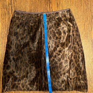 Vintage leopard print lined mini skirt from 1980’s.